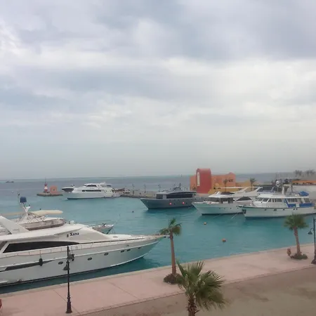Amazing 2 Bedrooms' Flat Marina El-Hurghadah